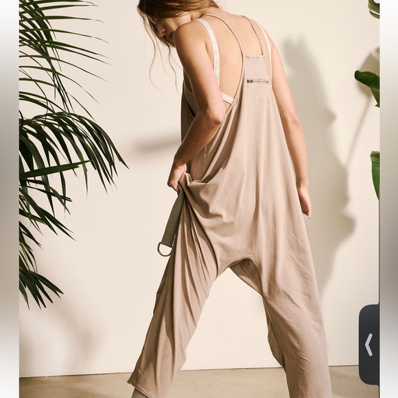 NWOT Free People Hot Shot Onsie - Picture 2 of 3